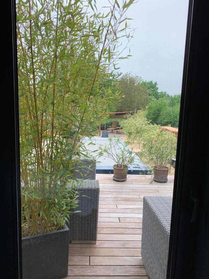La Chambre Du Chemin Vert : Spa Piscine Sauna Jodoigne Exteriör bild